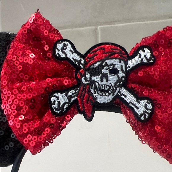 Pirate Minnie Mouse Ears Headband - Red and Black - Picture 3 of 4